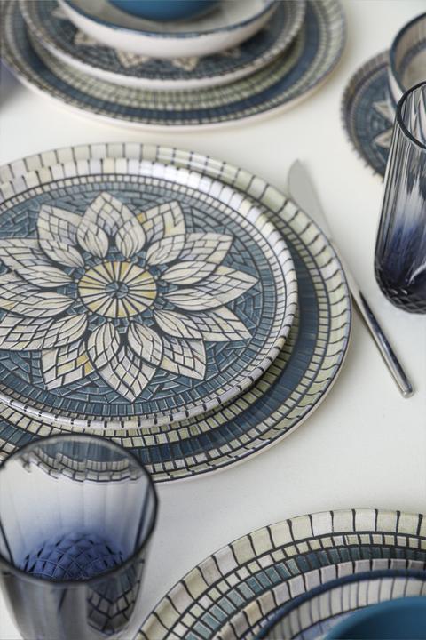 Actual product image Hermia Camellia Dinner Set (24 pcs.)