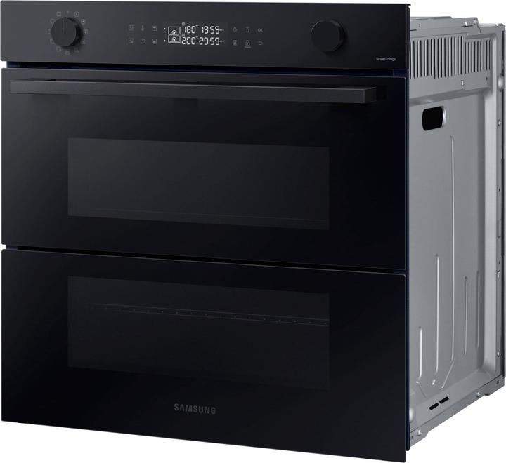 Actual product image Samsung NV7B4550VAK