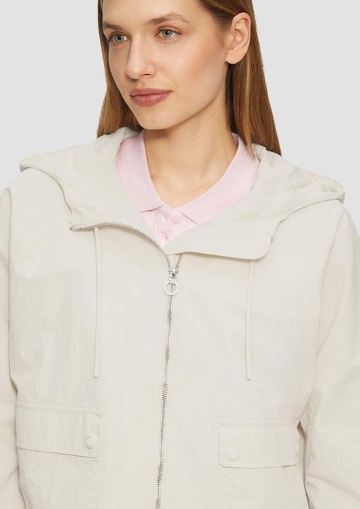 Actual product image S.Oliver Outdoor-Jacke Leichte Outdoor-Jacke im Relaxed Fit mit Fledermausärmeln und Kapuze (XL)