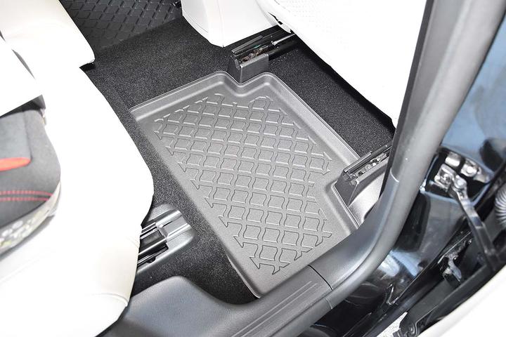 Image du produit Aristar Tapis de sol toutes saisons pour Mercedes GLB de 2019 à aujourd'hui (1 jeu de 4 tapis de sol)