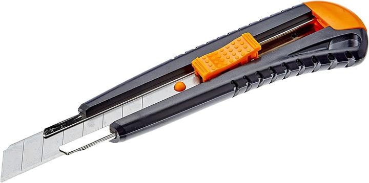 Fiskars Cutter knife with metal guide, 18 mm, orange/black, 1003749 (Cutters)