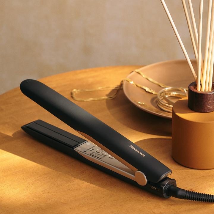 Produktbild Panasonic Haarglätter EH-HS0E-K825 Nanoe Anzahl Temperaturstufen 5, Ionenfunktion, Temperatur (max) 230 °C, Sc (Glätteisen)