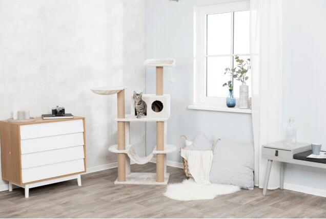 Actual product image Trixie Cat tree Federico (142 cm, Light grey)