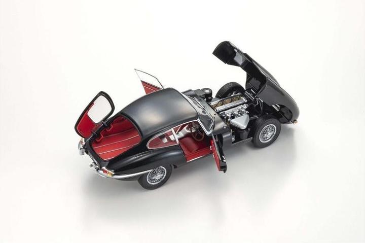 Immagine prodotto Kyosho Jaguar Type-E 3.8L Coupe MK1 1961 Schwarz, 1:18