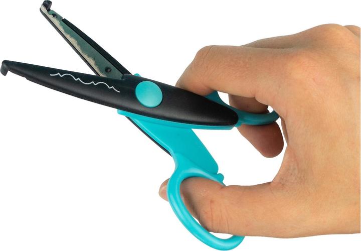 Actual product image Ursus Scissors 13 cm with oriental cut (13 cm)