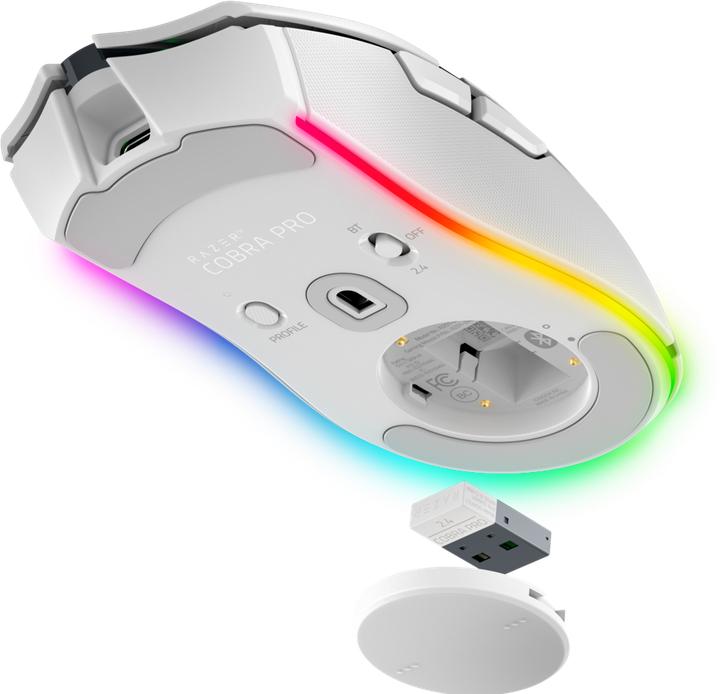 Actual product image Razer Cobra Pro (Wireless)