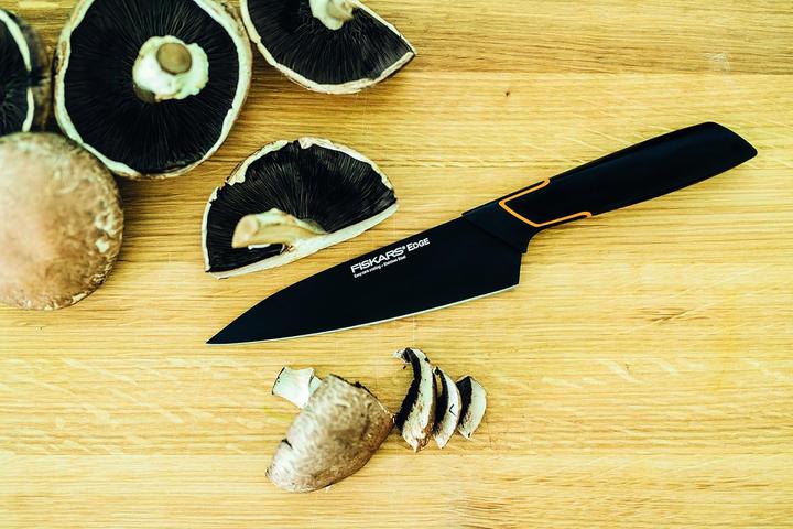 Immagine prodotto Fiskars Coltello da cuoco a lama larga (15 cm)