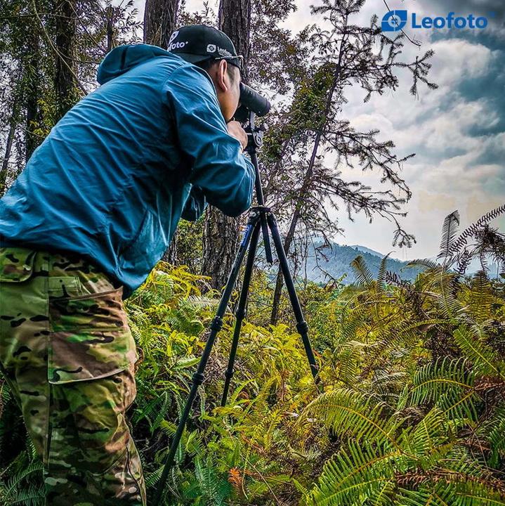 Image du produit Leofoto LO-223CS+SW-02 CNC tripod, Hard anodize (Carbone, Métal)
