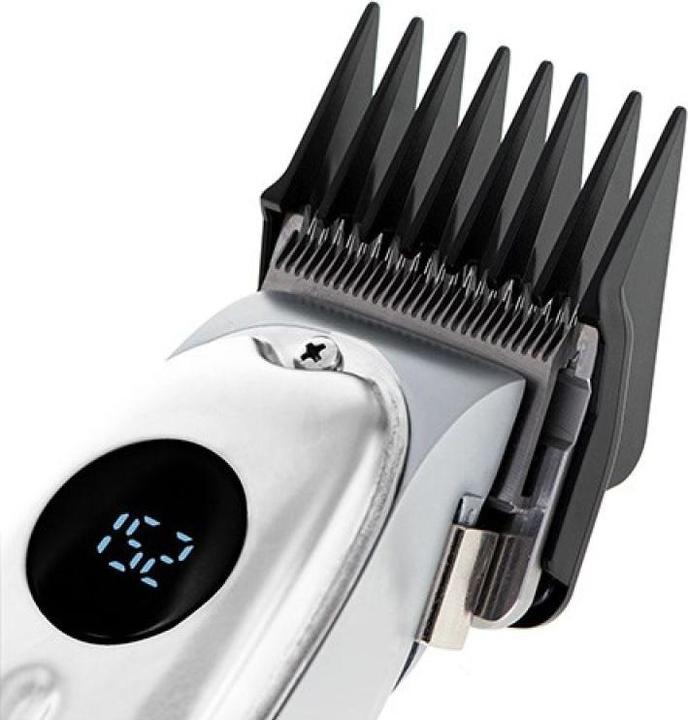 Actual product image Adler Hair clipper AD-2831