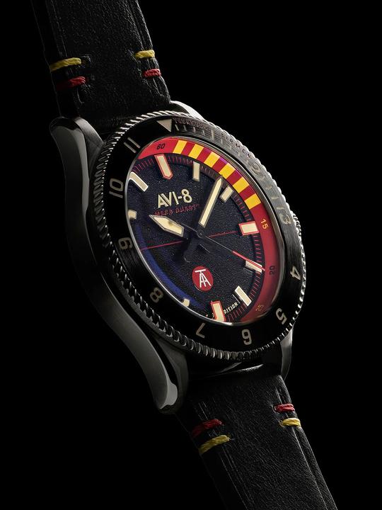 Immagine prodotto AVI-8 AV-4103-01 Orologio da uomo in edizione limitata Tuskegee Airmen 40mm 5ATM (Orologio da polso analogico, 40 mm)