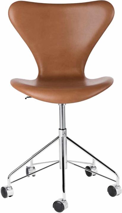 Immagine prodotto Fritz Hansen La sedia girevole Series 7 3117