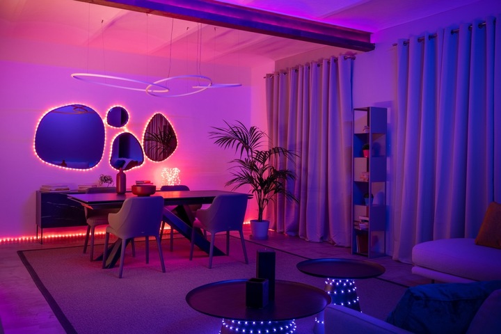 Actual product image Twinkly Dots (RGB, 300 cm, Indoor)