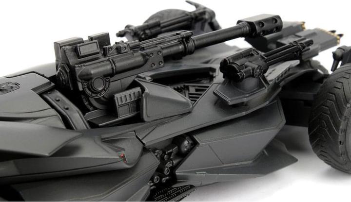 Produktbild Jada Batman Justice League Batmobile 1:24