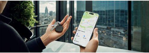 Actual product image Satechi Vegan-Leather Keychain with Find My
