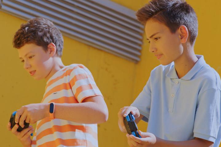 Produktbild Nikko 10131 Racing Series NFR, Ferngesteuertes Rennauto, RC Fahrzeug bis 14 Km/h, kräftiger Mo...