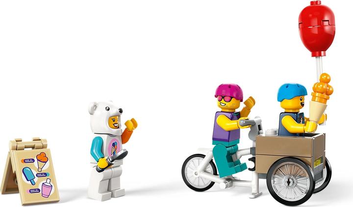 Actual product image LEGO Ice cream parlour (60363, LEGO City)