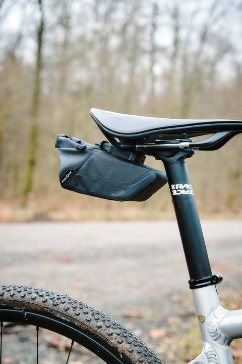 Produktbild Fidlock PINCLIP Saddle Bag S (0.40 l, Satteltasche)
