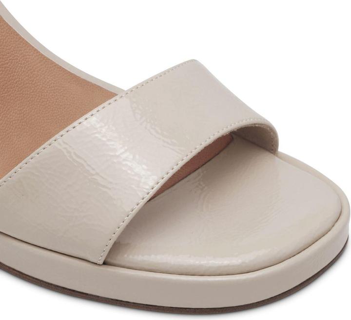 Actual product image Tamaris Sandal (40)