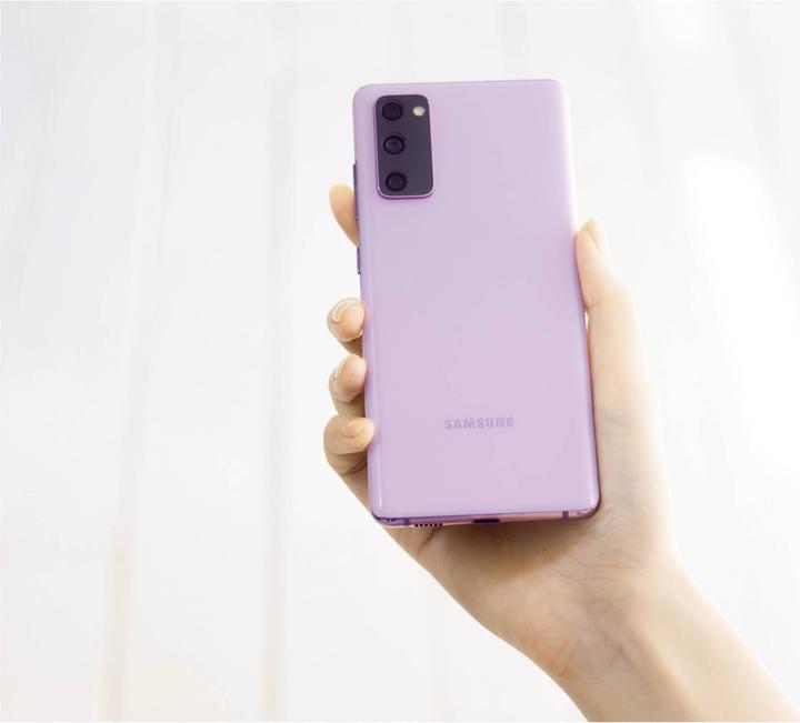 Actual product image Samsung Galaxy S20 FE 5G EU (128 GB, Cloud Lavender, 6.50", Dual SIM, 5G)