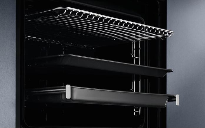 Actual product image Electrolux EOE7P31X ELX