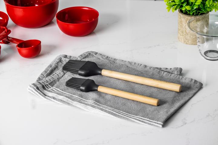 Productafbeelding KitchenAid Bamboe Gebakkwast met Hittebestendige en Flexibele Siliconen Kop