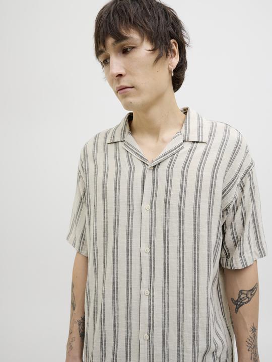 Produktbild Jack & Jones Jjeenzo Stripe Resort Shirt Ss Sn (XS)