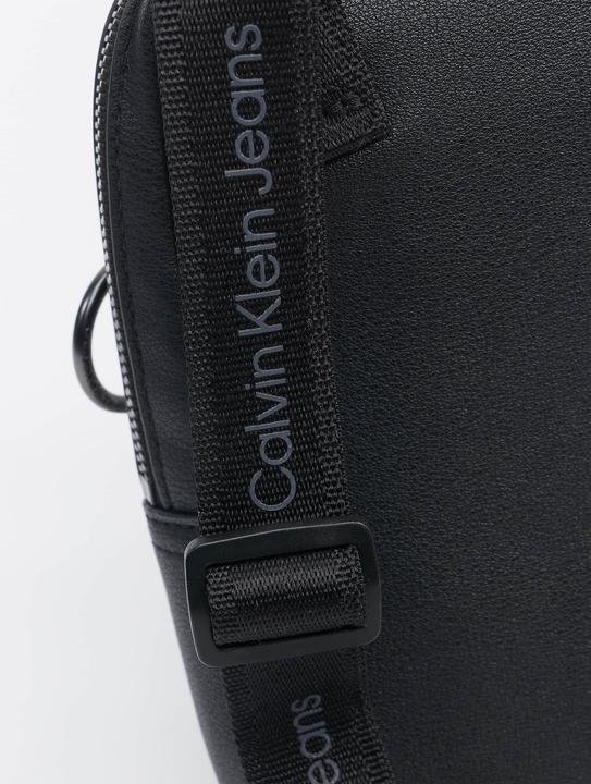 Actual product image MGA Na