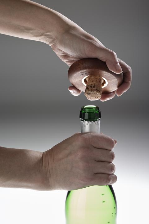 Actual product image kiboni Hoopla (Bottle opener)