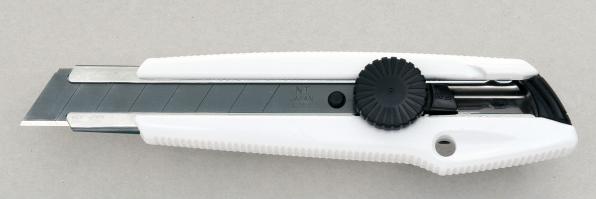 Produktbild NT Cutter BLACK & WHITE - Cutter (Cutter)