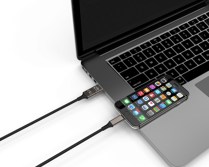 Actual product image Smrter Speedy USB charging cable to Lightning (1m), black ( SPEEDY L BK) (1 m, USB 2.0)
