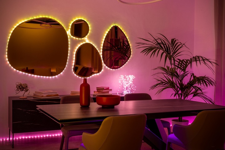 Actual product image Twinkly Dots (RGB, 300 cm, Indoor)