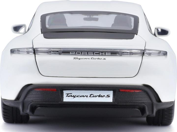 Produktbild Bburago Porsche Taycan Turbo