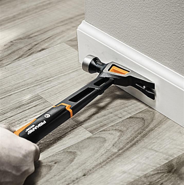 Actual product image Fiskars Finishing hammer (820 g)