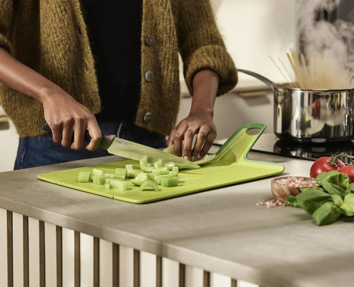 Actual product image Joseph Joseph Chop2Pot Plus Foldable Cutting Board Normal - Green