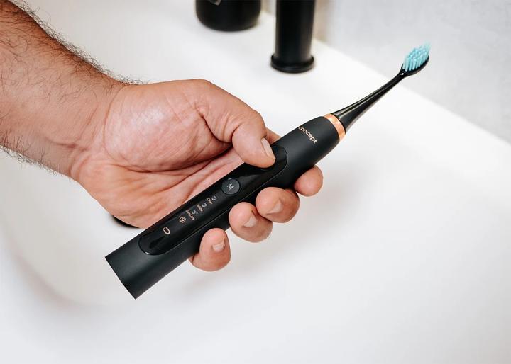 Produktbild Concept Schallzahnbürste mit Reiseetui Perfect Smile schwarz ZK7011