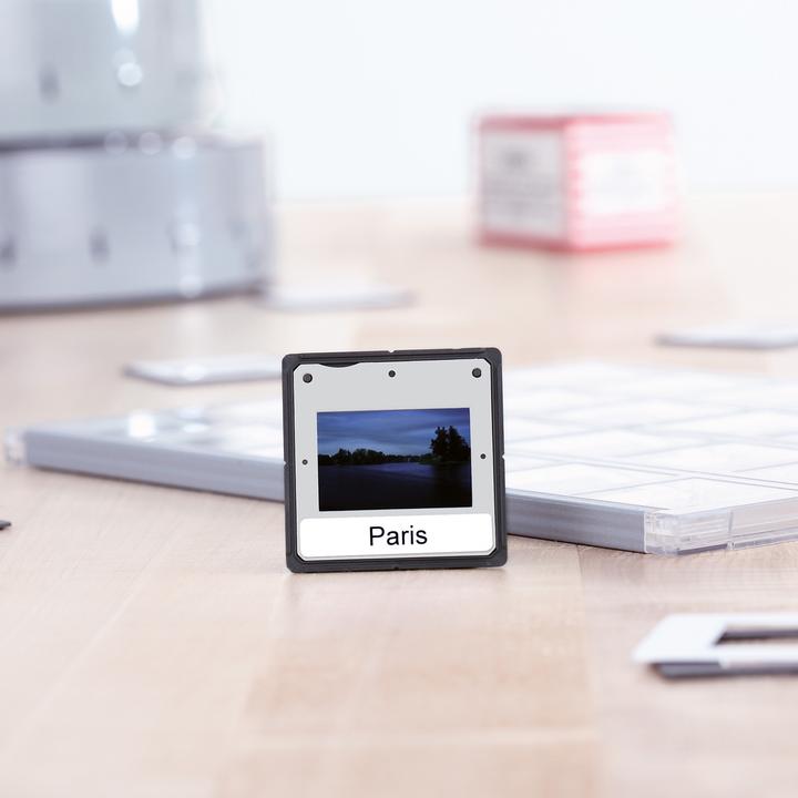 Actual product image HERMA Slide labels A4