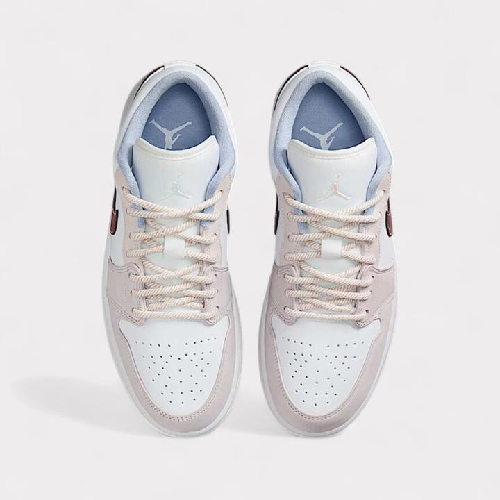 Image du produit Nike Air Jordan 1 Low (40)