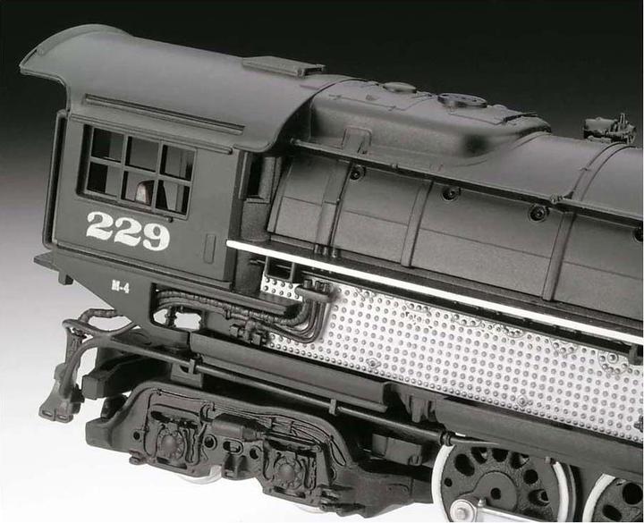 Actual product image Revell Model Set Big Boy Locomotive