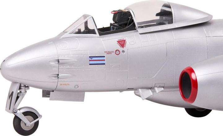 Produktbild Revell Gloster Meteor F.8/FR.9 - First Edition