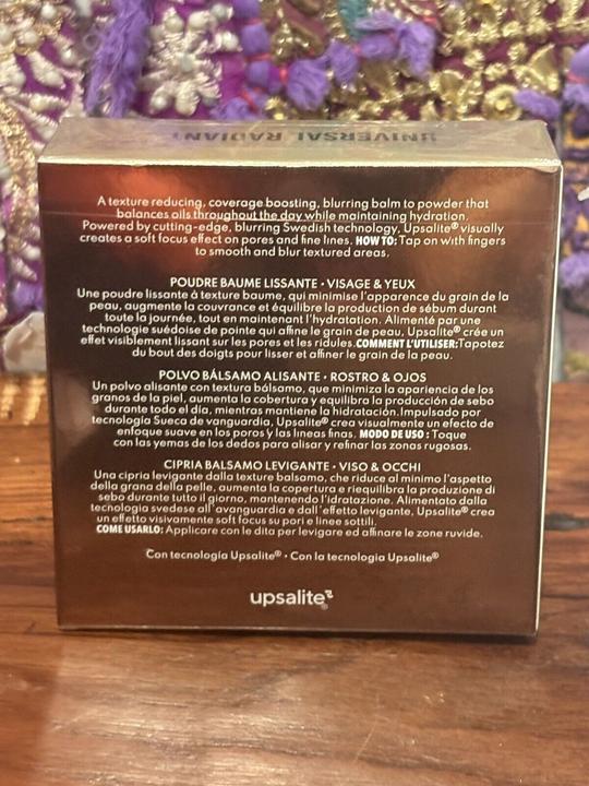 Produktbild Danessa Myricks Yummy Skin - Blurring Balm Powder Universal Radiant (Universal Radiant)