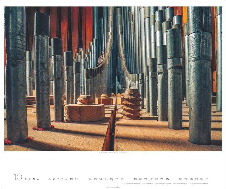 Produktbild Architecture in Music Kalender 2026 - Musikinstrumente von innen (55 x 46 cm)