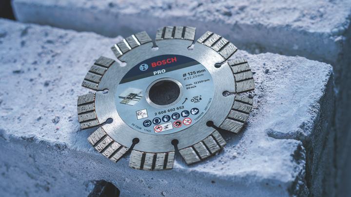 Produktbild Bosch Professional Zubehör PRO Concrete Diamanttrennscheibe, 125 x 22,23 mm