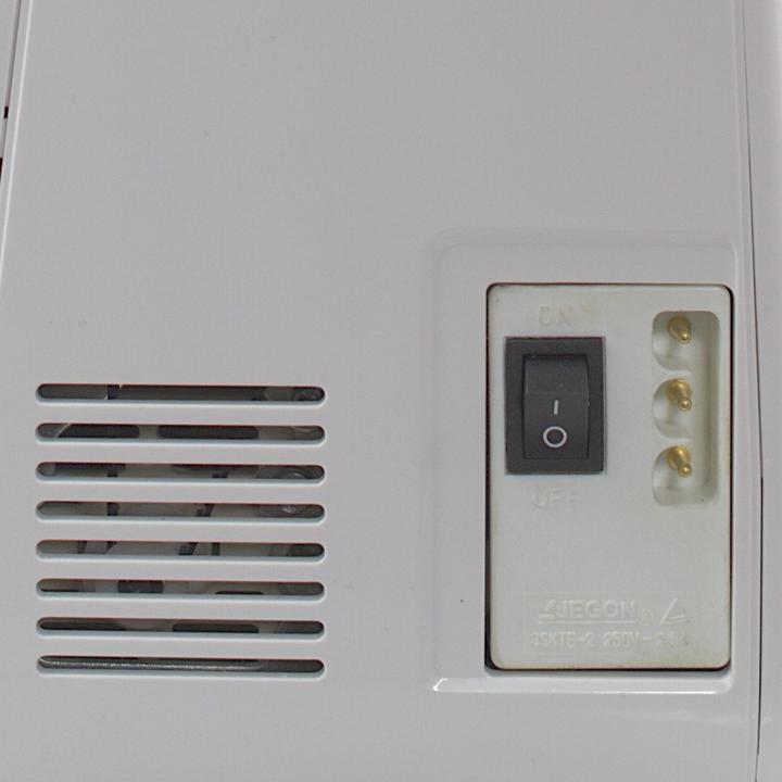 Image du produit Łucznik Machine à coudre Kornelia II 2004