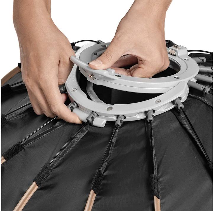 Actual product image SmallRig FP-90 Schnellaufbau-Falt-Parabol-Softbox, Form: Rund (Parabolic Softbox, 90 cm)