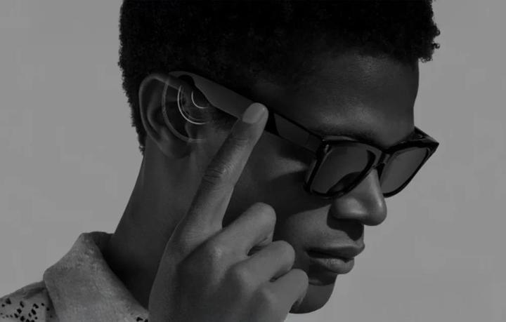 Actual product image Zeblaze Eyewear AI Glasses - Black