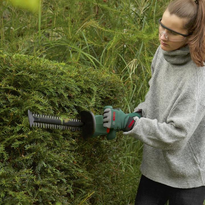 Actual product image Bosch Home & Garden EasyHedgeCut 18V-52-13 (Rechargeable battery operated)
