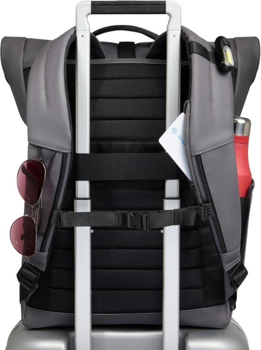 Actual product image Piquadro Rucksack mit Laptop- und iPad®-Fach (26 l)