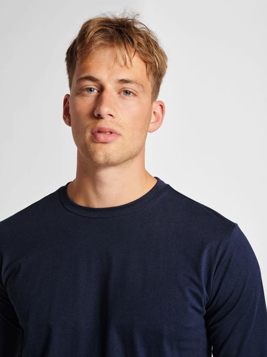 Produktbild hummel Red Basic T-Shirt L/S (L)