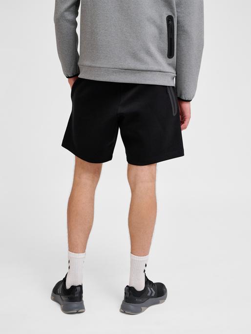 Image du produit hummel hmlTECH FLEECE SHORTS (XXL)