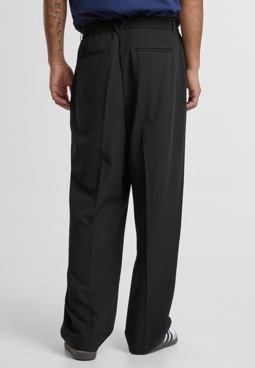 Actual product image Urban Classics Wide Fit Pants - 126965 (36)